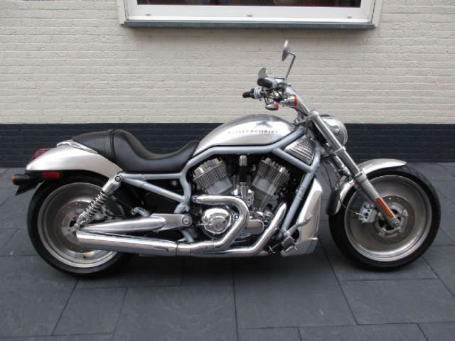 Harley-Davidson V-Rod VRSCA 21DKM TOPSTAAT !!