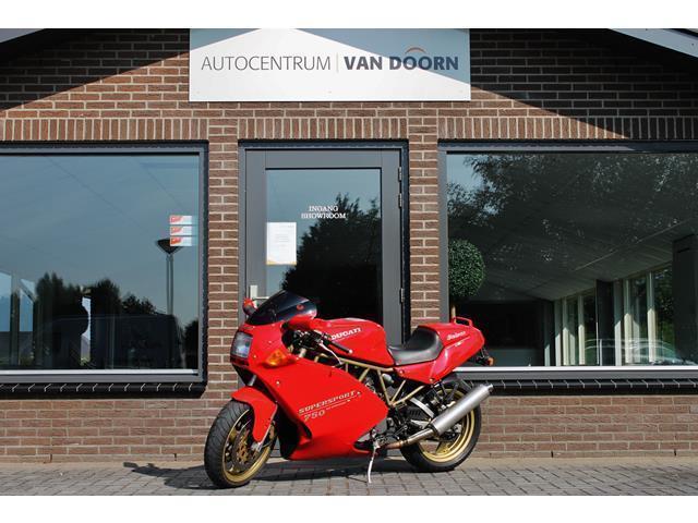 Ducati 750 SS Supersport Nette Staat Rood Bos sportuitlaat