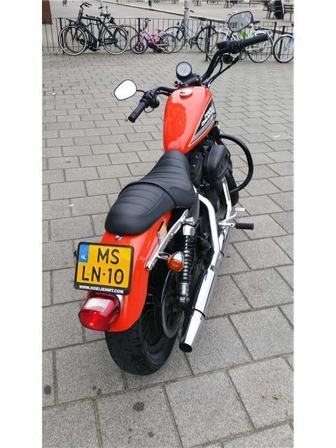 Harley-Davidson Sportster XL 883 R