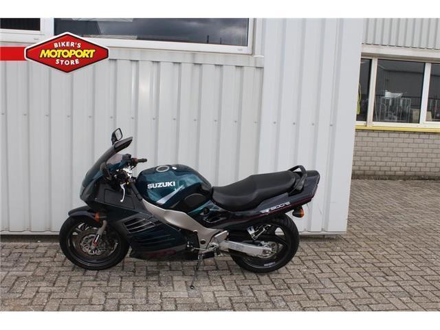 Suzuki RF 900 R Zeer mooie RF900R /