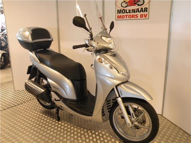 Honda SH 300 ABS