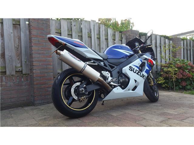 Suzuki GSX-R 750