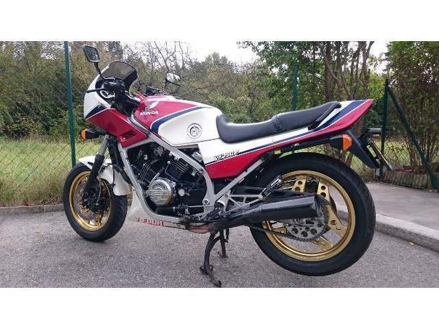 Honda VF 750