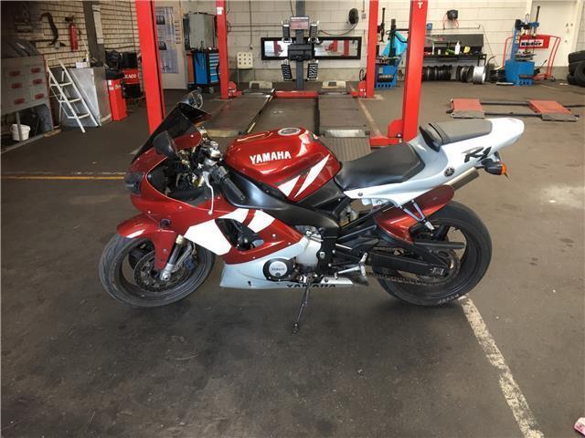 Yamaha YZF - R 1