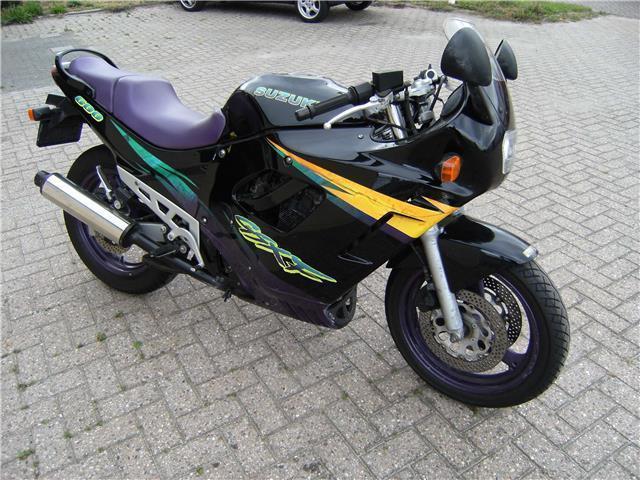 Suzuki GSX 600