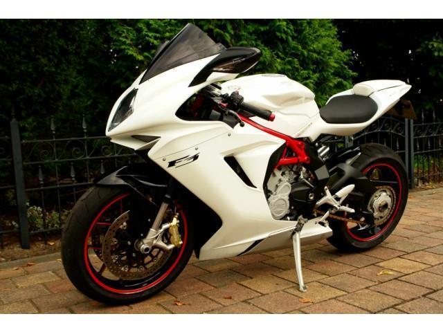 MV Agusta F3 675 TRE PISTONI EDITION