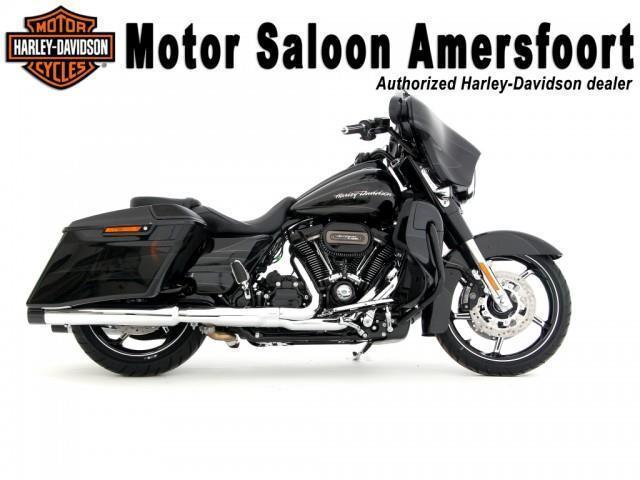 Harley-Davidson Street Glide FLHXSE CVO