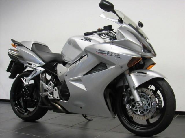 Honda VFR 800 V-TEC