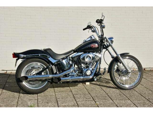 Harley-Davidson Softail FXSTC Custom