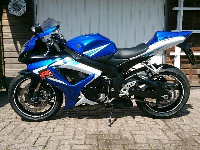 Suzuki GSX-R 750 suzuki gsxr 750 2007/k7