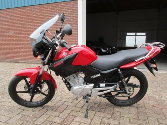 Yamaha YBR 125 2015 1000KM NIEUWSTAAT !!