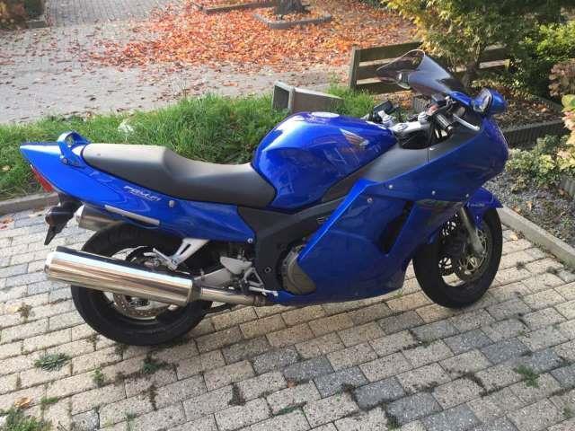 Honda CBR 1100