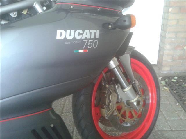 Ducati 750 SS I.E