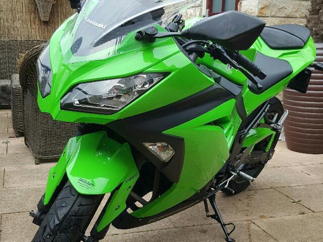 Kawasaki Ninja 300