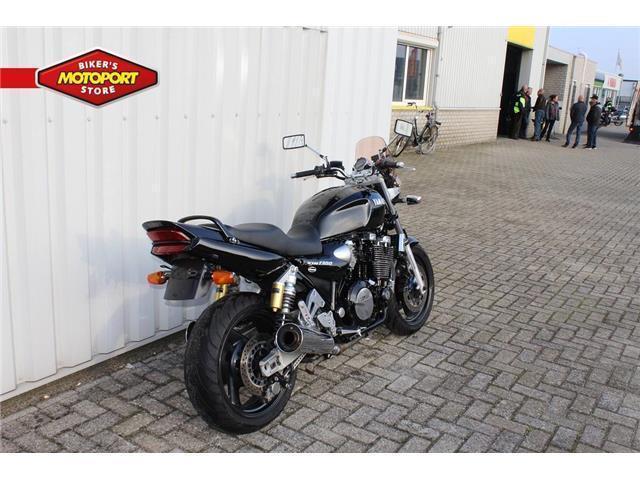 Yamaha XJR 1300