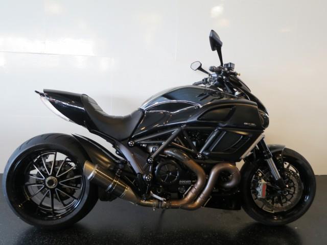 Ducati Diavel CROMO