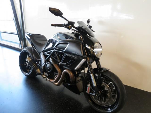 Ducati Diavel CROMO