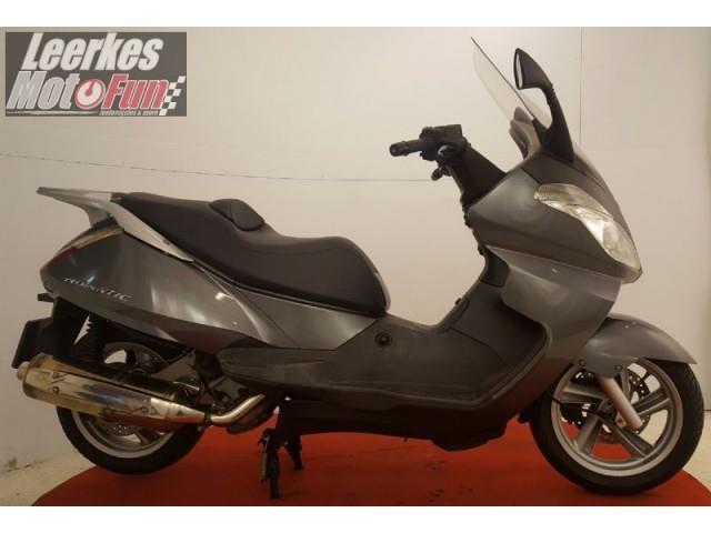 Aprilia Atlantic 500 Sprint nieuwe olie + oliefilter startkoppeling rec