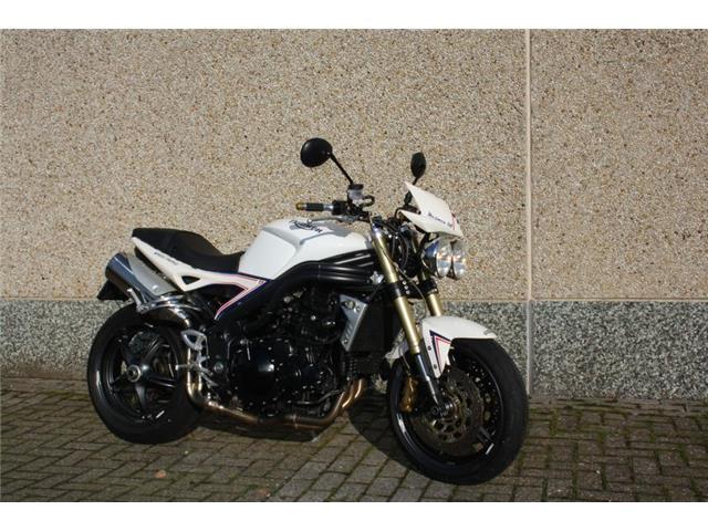 Triumph Speed Triple S SPEED TRIPLE