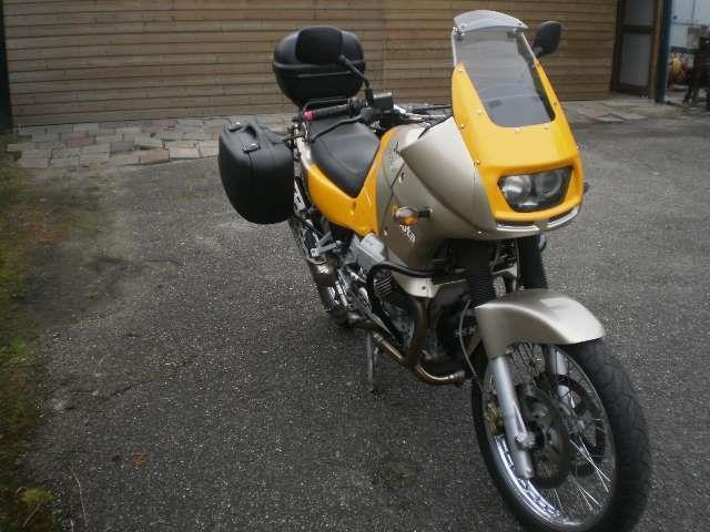Moto Guzzi Quota 1100