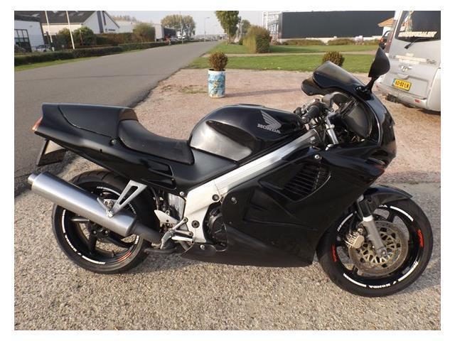 Honda VFR 750