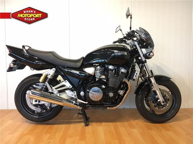 Yamaha XJR 1300