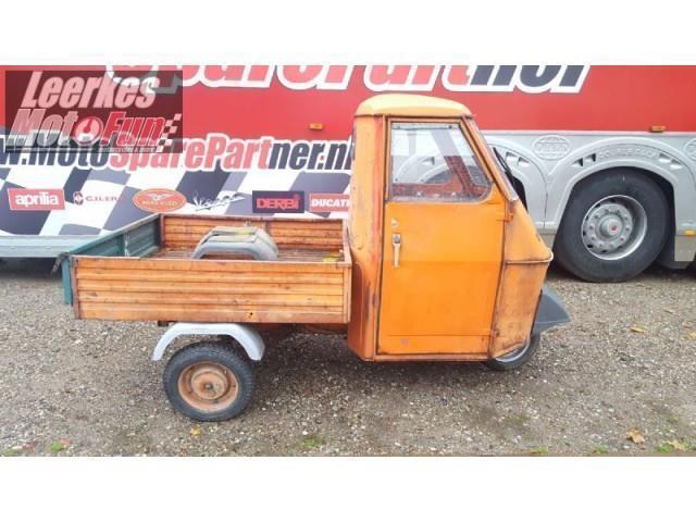 Piaggio Ape tm 50 vespacar kar foodtruck 3 wieler horeca food