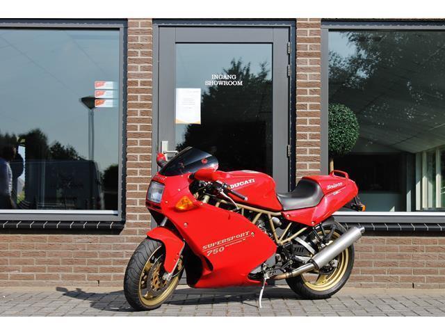 Ducati 750 SS Supersport Nette Staat Rood Bos sportuitlaat