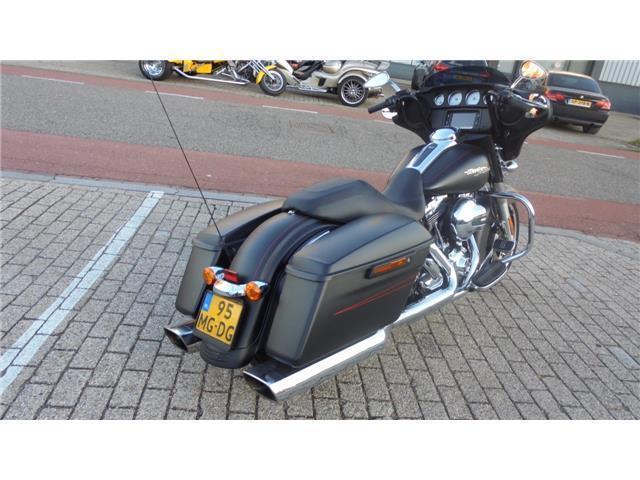 Harley-Davidson Street Glide 103 FLHX Street Gl