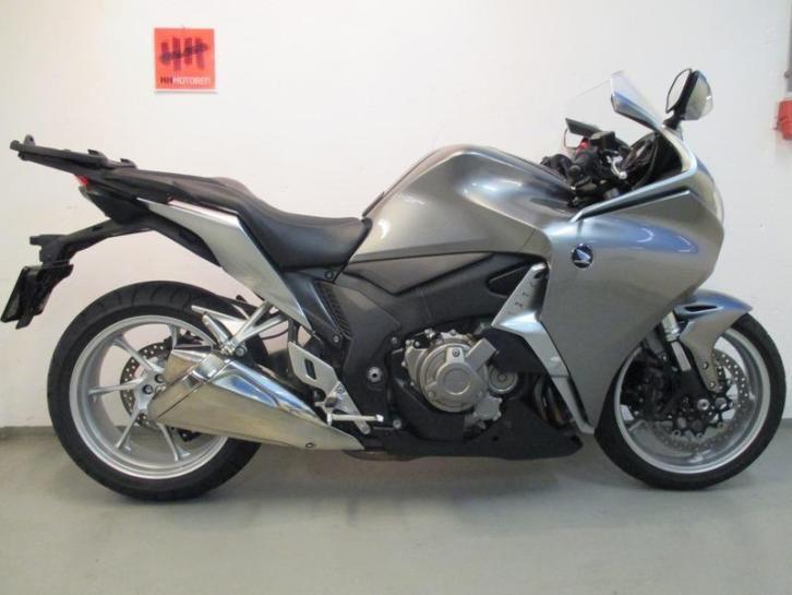 HONDA VFR 1200 F DTC ABS aanbieding