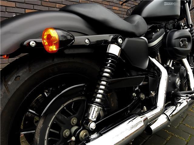 Harley-Davidson Sportster XL 883