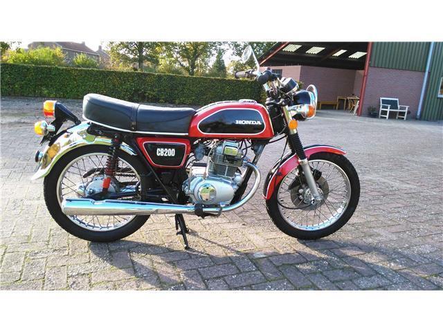 Honda CB 200