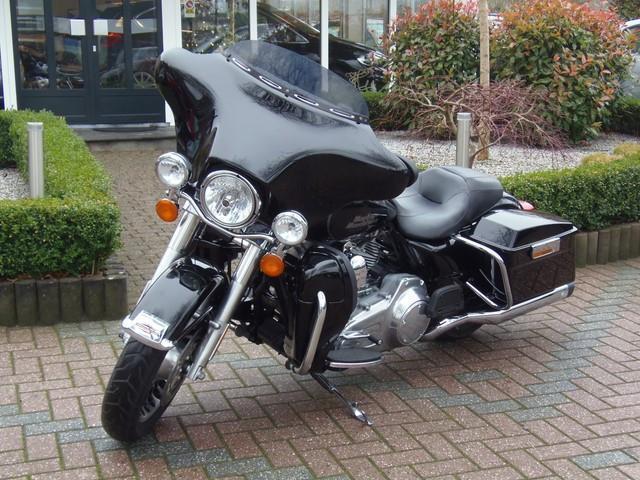 Harley-Davidson Electra Glide Tour 96 FLHT STREET GLIDE STREETGLIDE** Slechts 2