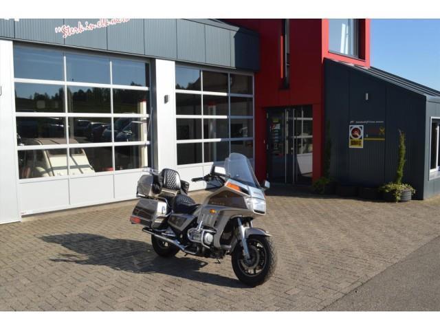 Honda GL 1200 GOLD WING ASPENCADE