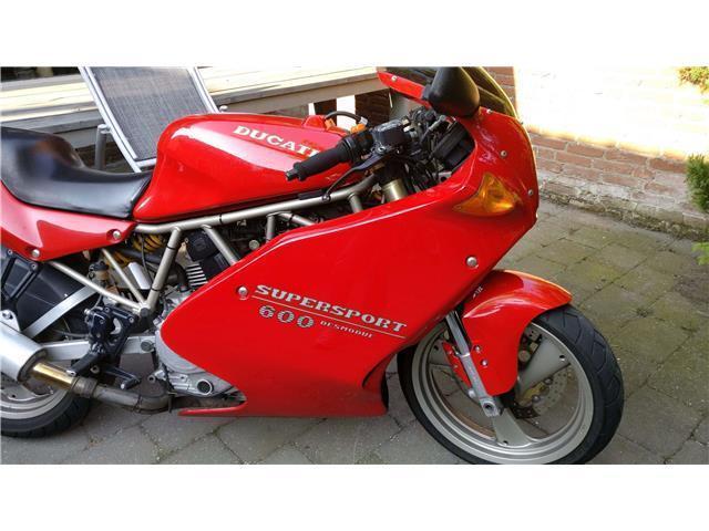 Ducati 600 SS