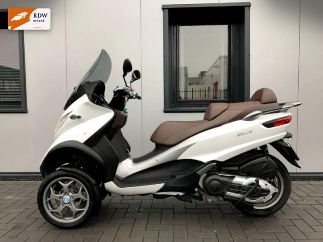 Piaggio MP3 500 500LT ie Sport, Akrapovic, 1750 km, 1e eig, ASR /