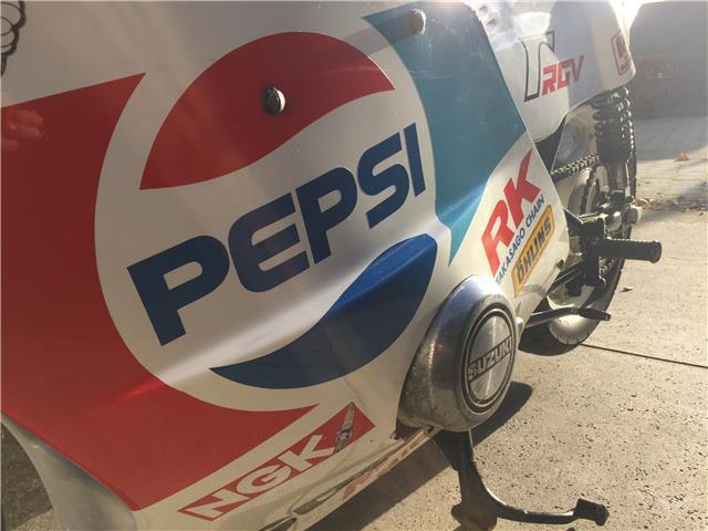 Suzuki GS 1000 Pepsi racer, custom endurance racer