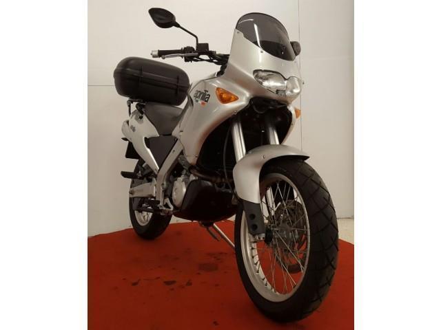 Aprilia Pegaso 650 (1999) zilver 35KW A2