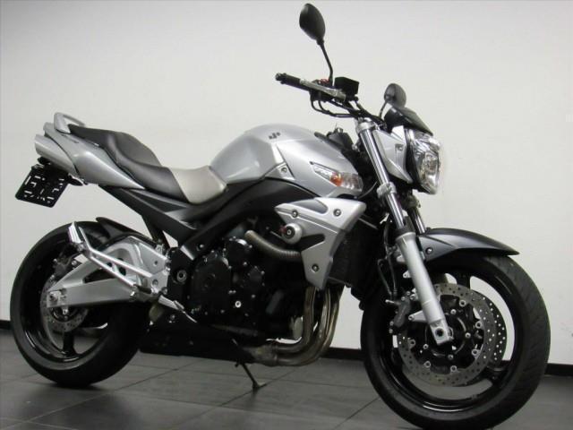 Suzuki GSR 600