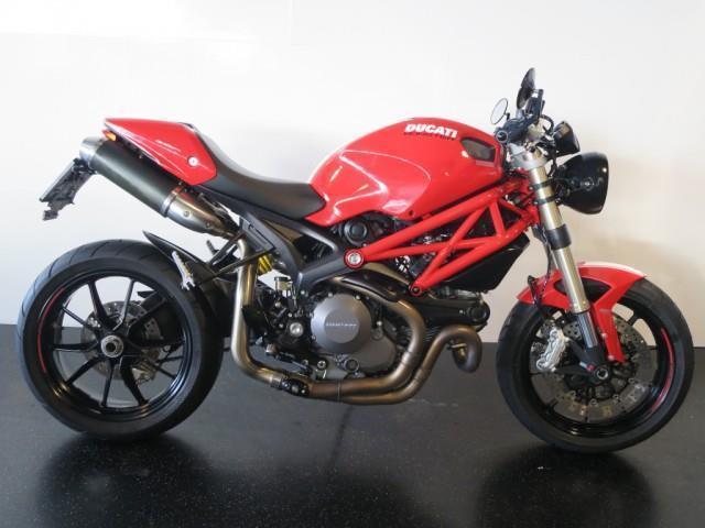 Ducati Monster 1100 EVO FULL OPTIONS
