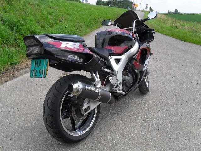 Honda CBR 900