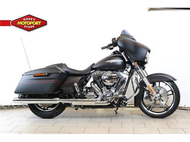 Harley-Davidson Street Glide FLHXS Special