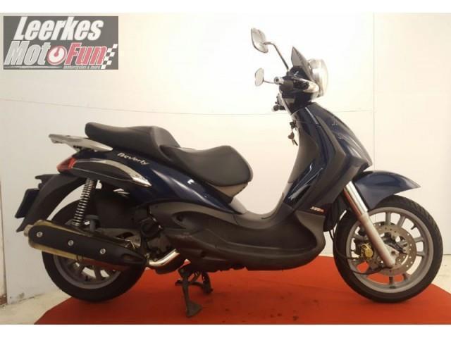 Piaggio Beverly 500 2X OP VOORRAAD!