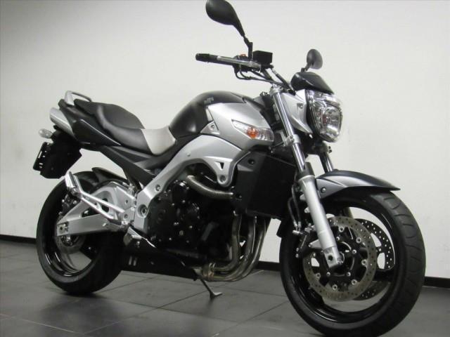 Suzuki GSR 600