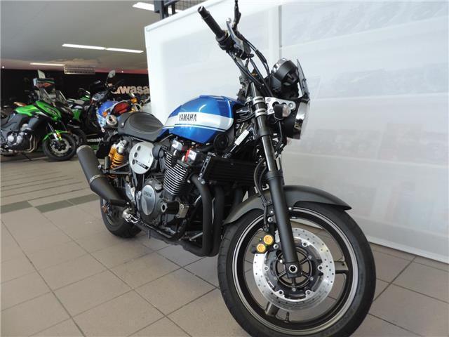 Yamaha XJR 1300