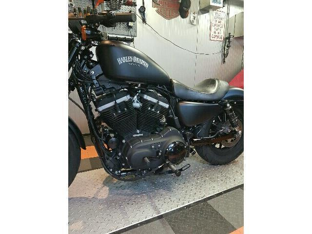 Harley-Davidson Sportster XL 883 Iron