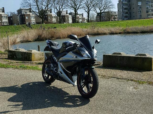 Yamaha YZF - R125 R-125