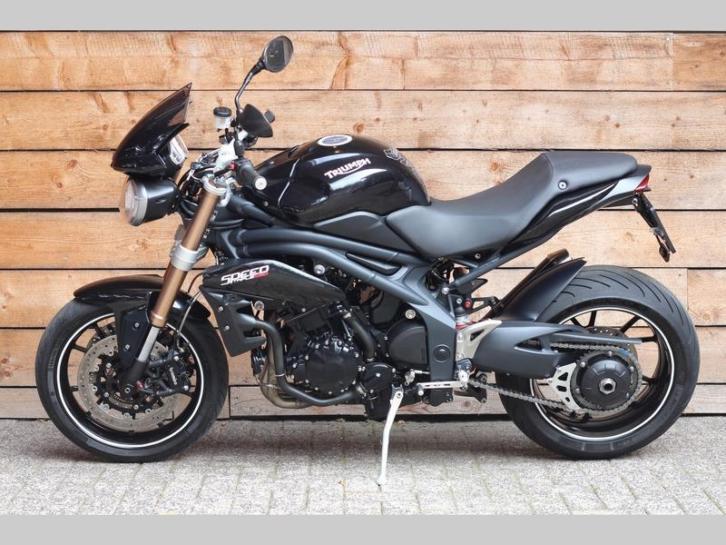 TRIUMPH SPEED TRIPLE 1050 ABS (bj 2011) speedtriple