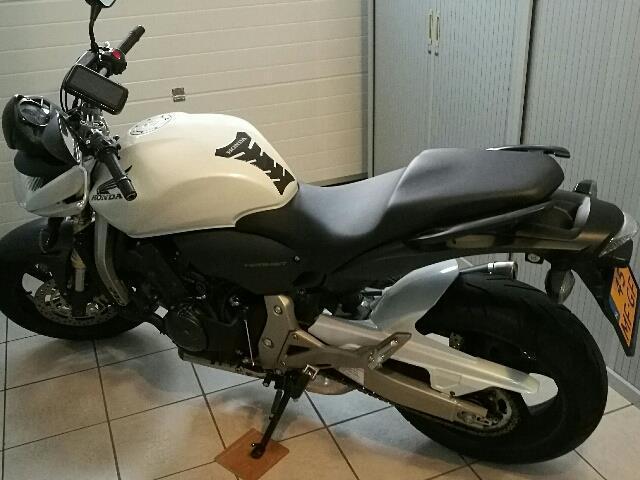 Honda Hornet 600 CB600F