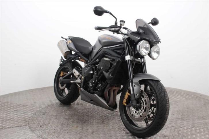 Triumph Street Triple 675 (bj 2008)